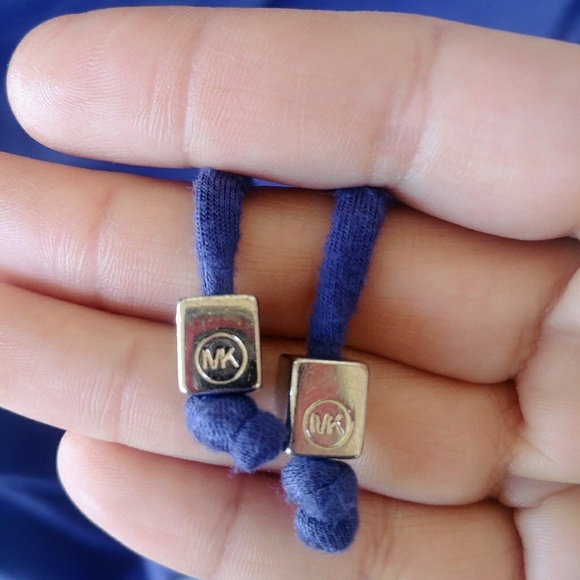 Michael Kors Scoop Neck Drawstring Top - Picture 6 of 7